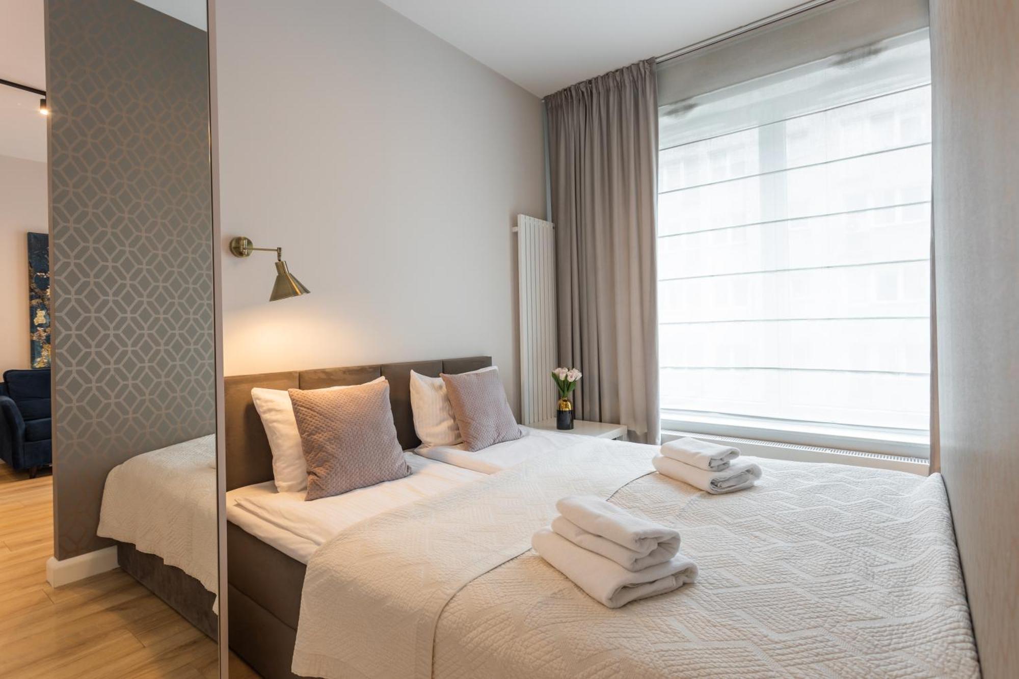 Golden Apartments Warsaw - Luxury Building With Terrace On The Roof - Sienna Str 외부 사진